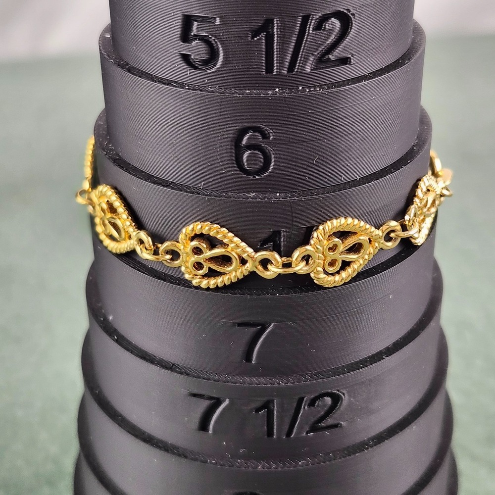 Avon Simply Hearts Bracelet 6.5 Vintage Gold Tone Filigree Chain Link